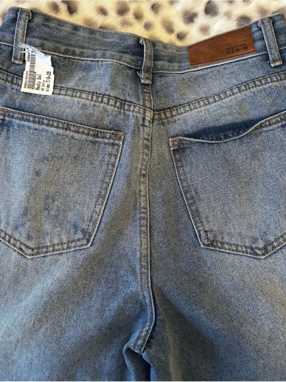 Nasty Gal Light Blue High-Rise Wide-Leg Jeans. Size 7/8 - Picture 4 of 10